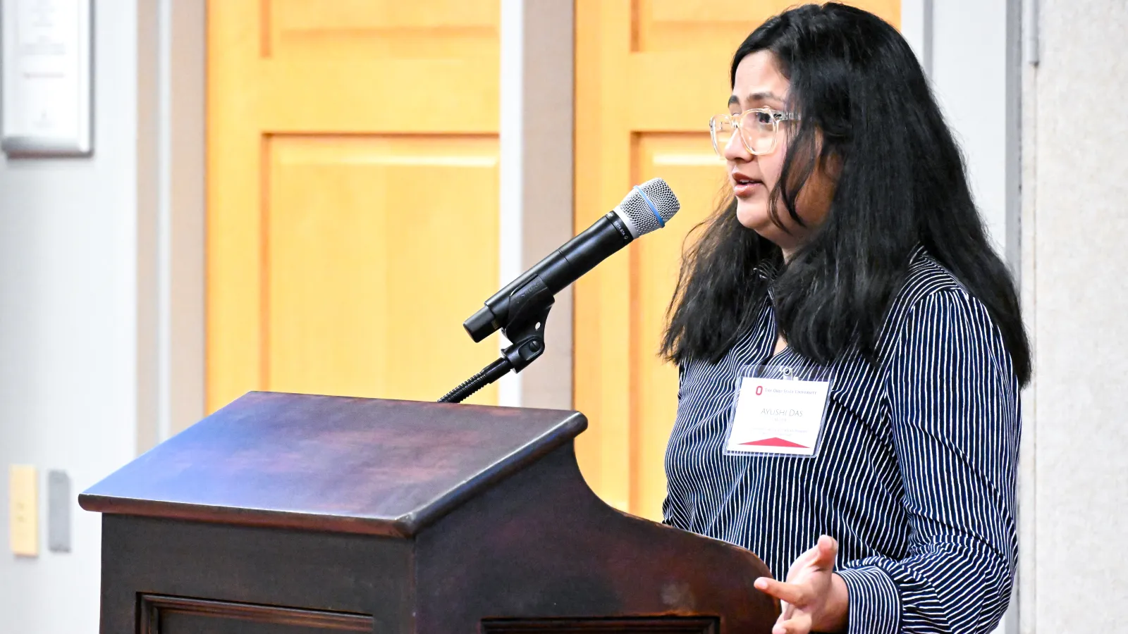 MCDB Student Ayushi Das presenting her research at 2026 IGP Symposium